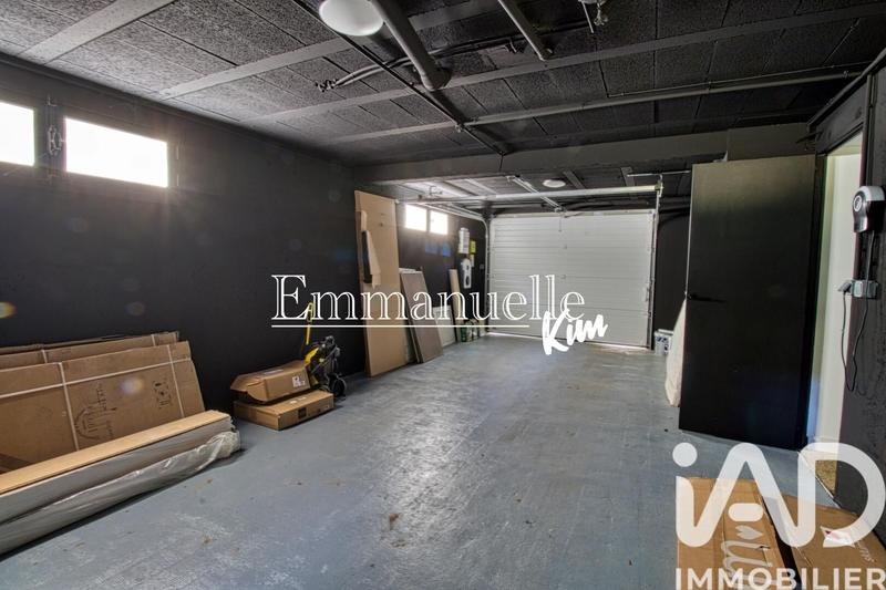 Maison - 270 m² - 10 pièces