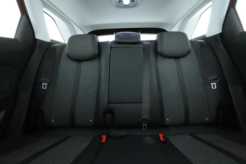 Peugeot 3008 1.5 Blue-HDi Allure Eat8 130 ch