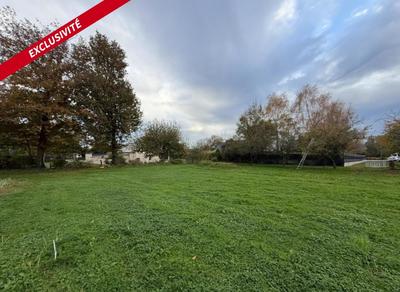 Terrain constructible - 600 m²