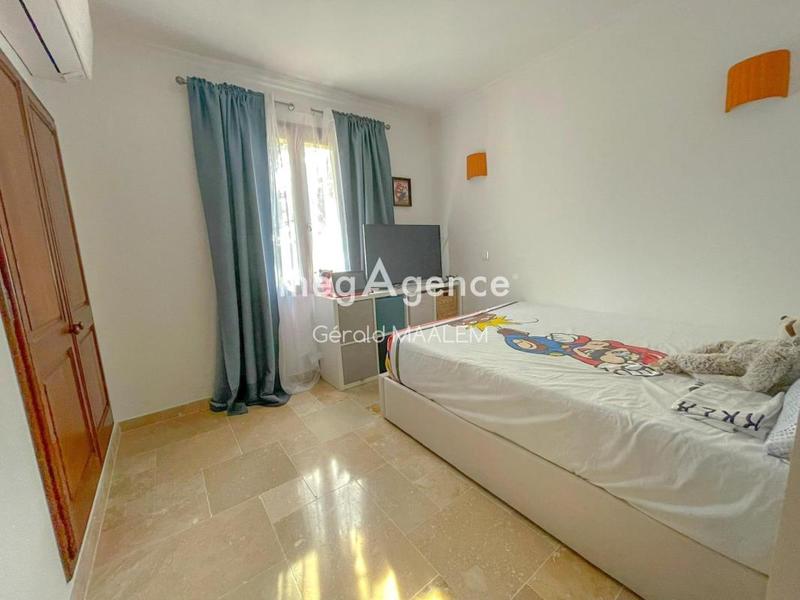 Maison - 130 m² - 4 pièces