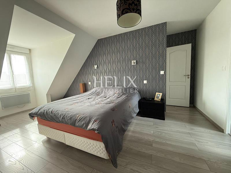 Maison - 200 m² - 6 pièces