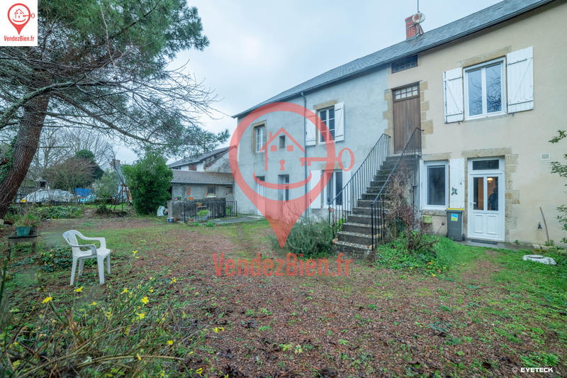 Maison de village - 94 m² - 5 pièces