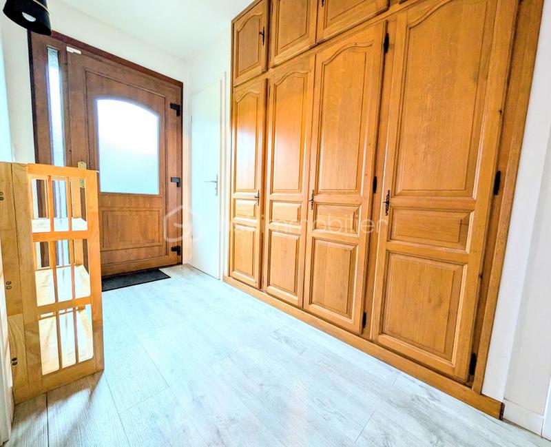 Maison - 127 m² - 5 pièces