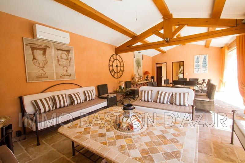 Villa - 355 m² - 7 pièces