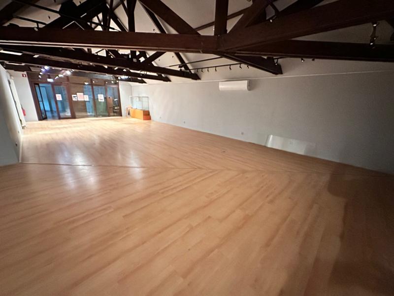 Local d'activités - 180 m²