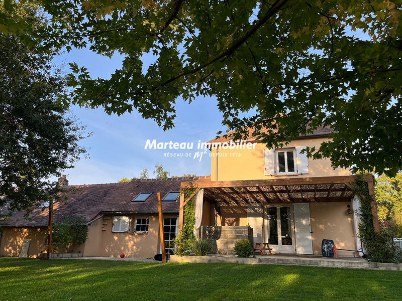 Maison - 198 m² - 6 pièces
