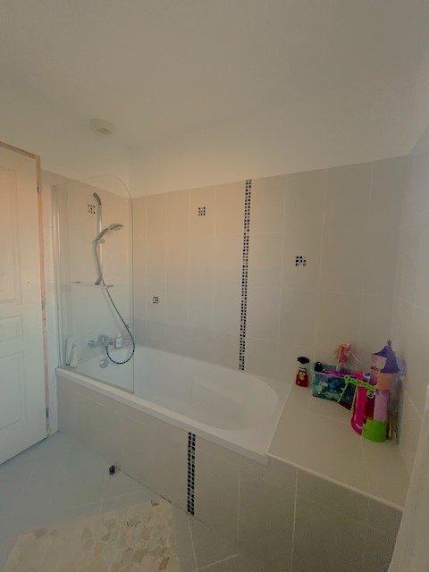 Maison - 102 m² - 5 pièces