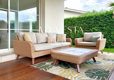 Maison - 166 m² - 6 pièces