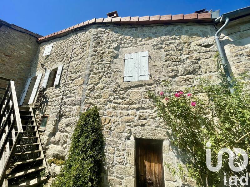 Maison - 88 m² - 4 pièces