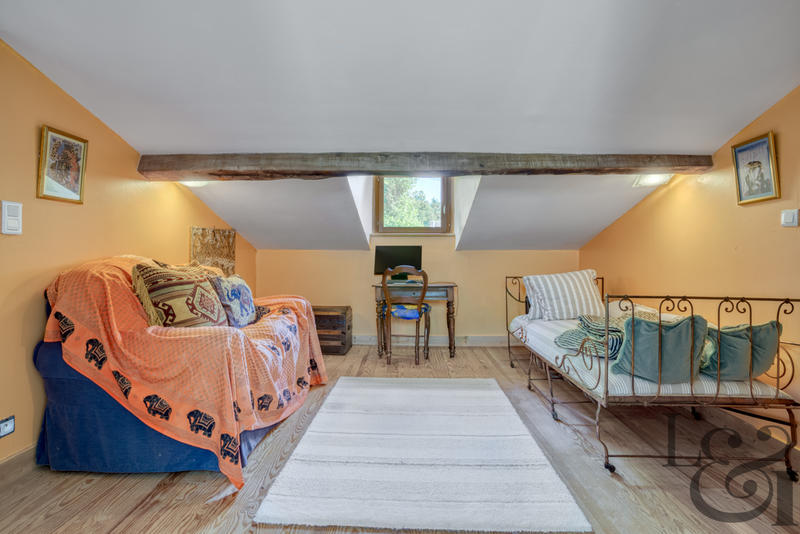 Maison - 145 m² - 7 pièces