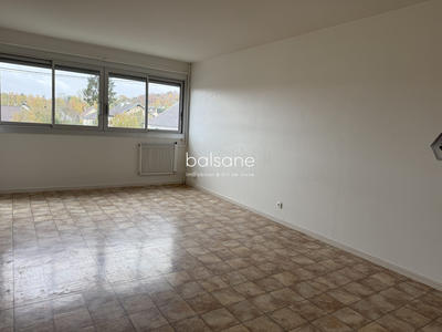 Appartement - 81 m² - 4 pièces