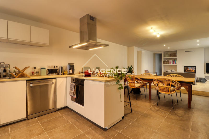 Maison - 150 m² - 7 pièces