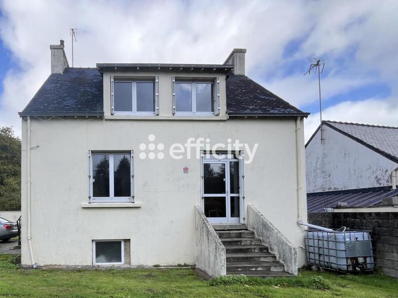 Maison - 99 m² - 6 pièces