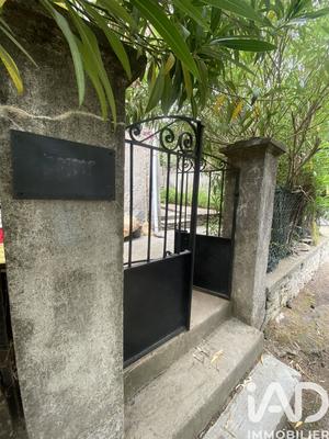 Maison - 124 m² - 9 pièces