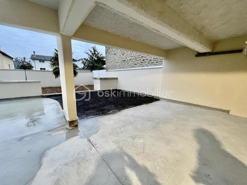 Local commercial - 118 m² - 1 pièce