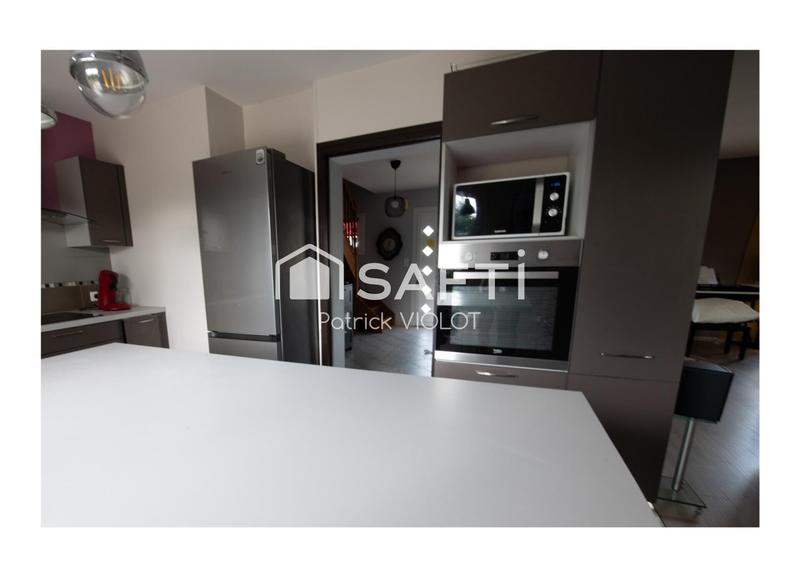 Maison - 145 m² - 5 pièces