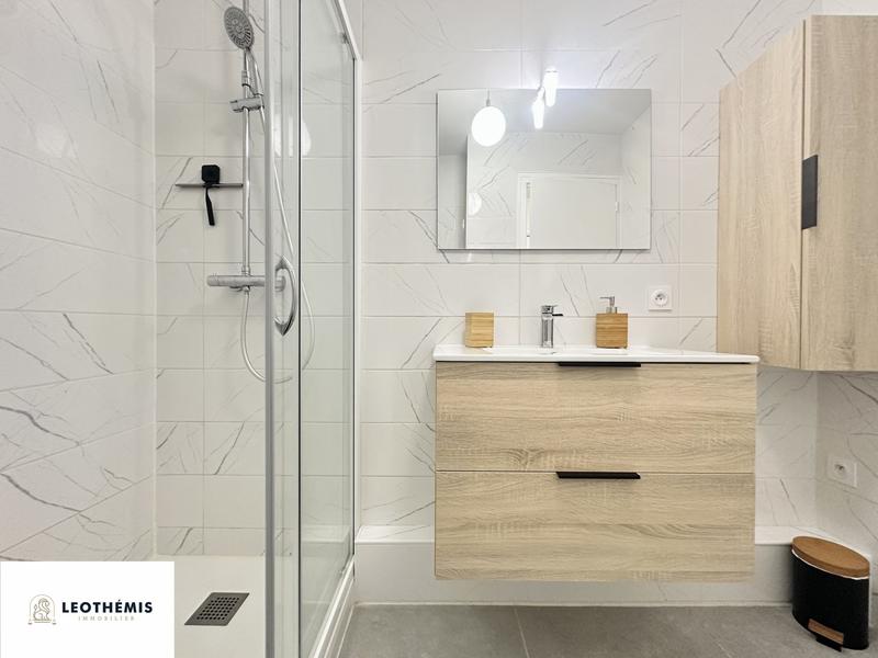 Appartement - 49 m² - 2 pièces