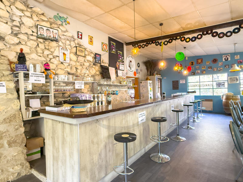 Local commercial - 294 m²