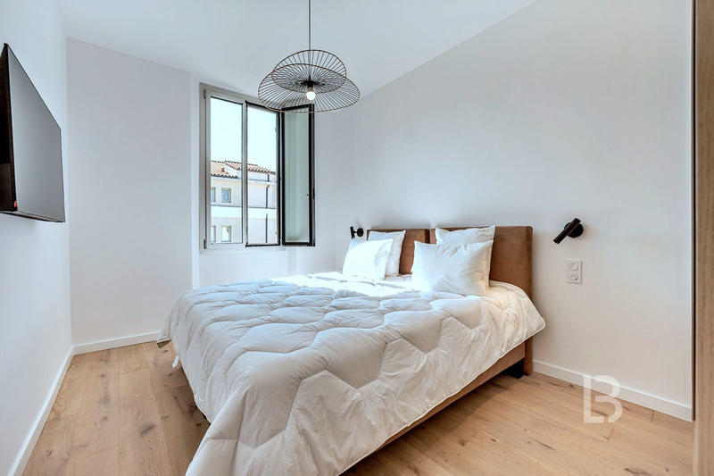 Appartement - 85 m² - 4 pièces