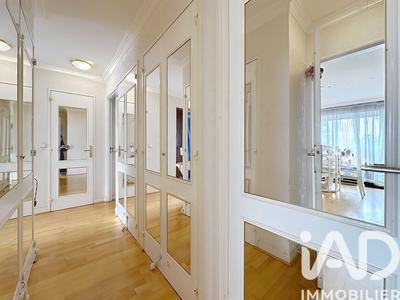 Appartement - 98 m² - 4 pièces