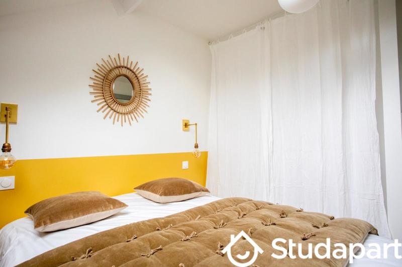 Chambre - 15 m² - 1 pièce