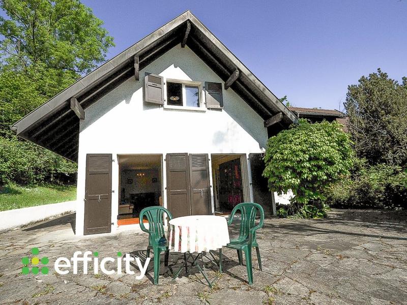 Maison - 365 m² - 5 pièces