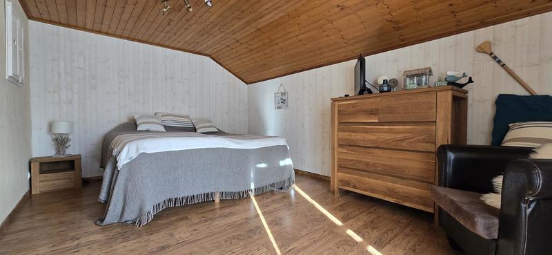 Maison en pierre - 195 m² - 9 pièces