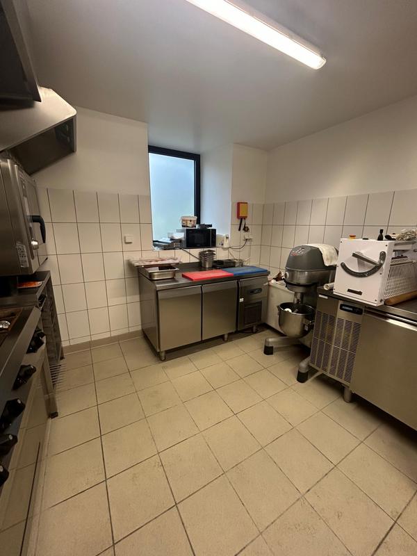 Fonds de commerce - Hôtellerie / Restauration - 200 m²