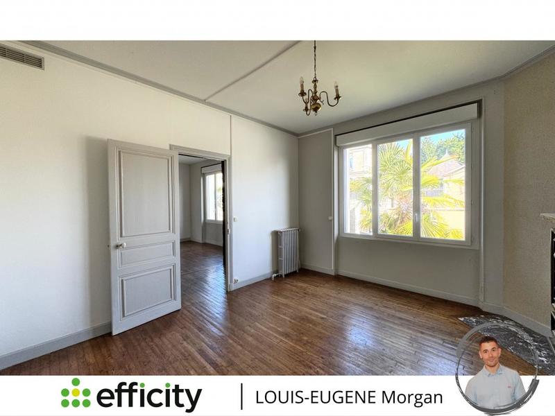 Maison - 181 m² - 9 pièces