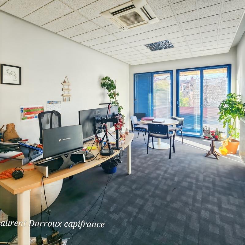 Immeuble - 710 m² - 16 pièces