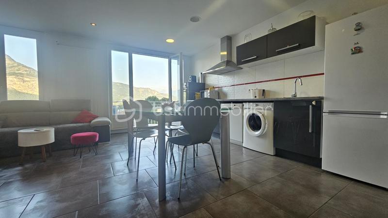 Appartement - 57 m² - 3 pièces