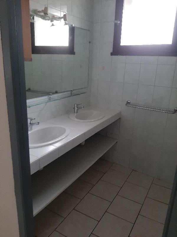 Maison - 102 m² - 4 pièces