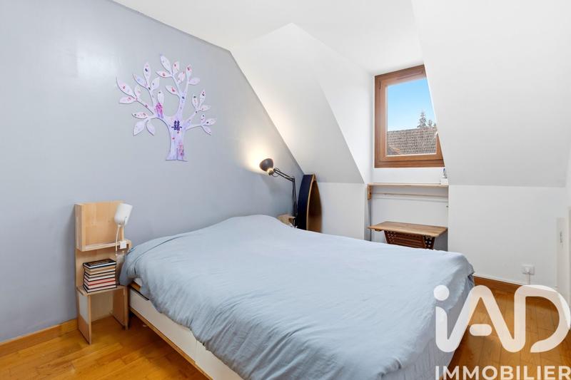 Maison - 88 m² - 6 pièces