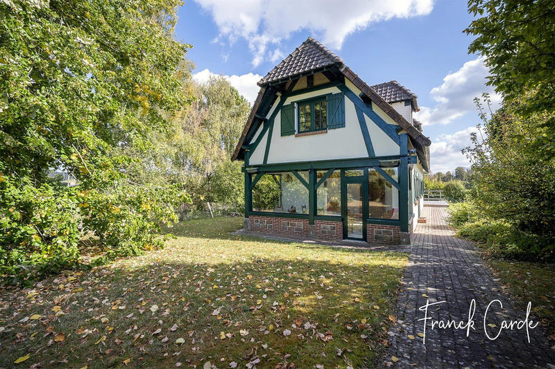 Maison - 139 m² - 7 pièces