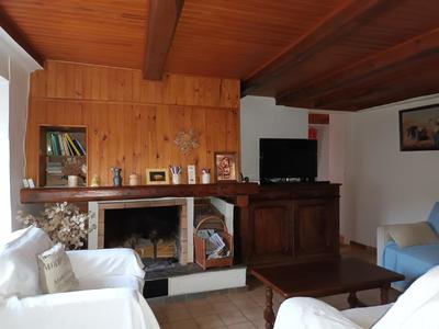 Propriété - 90 m² - 5 pièces