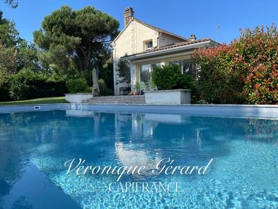 Maison en pierre - 238 m² - 6 pièces