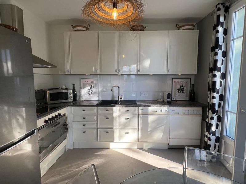 Appartement - 75 m² - 4 pièces