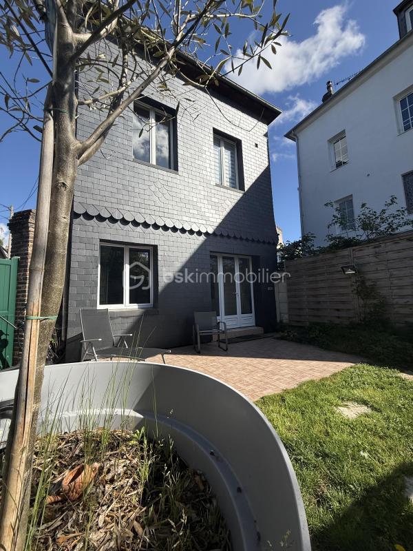 Maison - 103 m² - 5 pièces