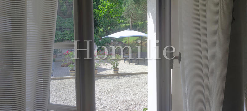 Maison - 386 m² - 9 pièces