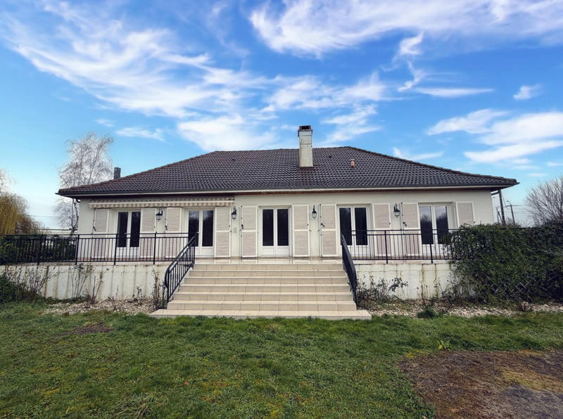 Maison - 169 m² - 7 pièces