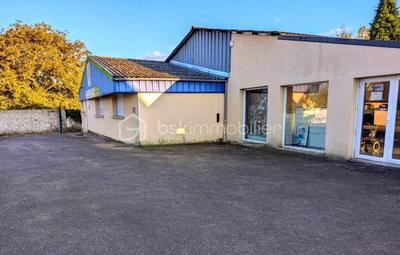 Local commercial - 780 m² - 15 pièces