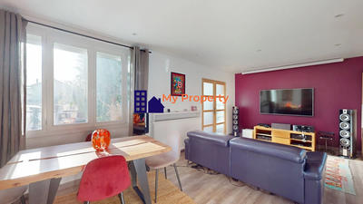 Maison - 96 m² - 5 pièces