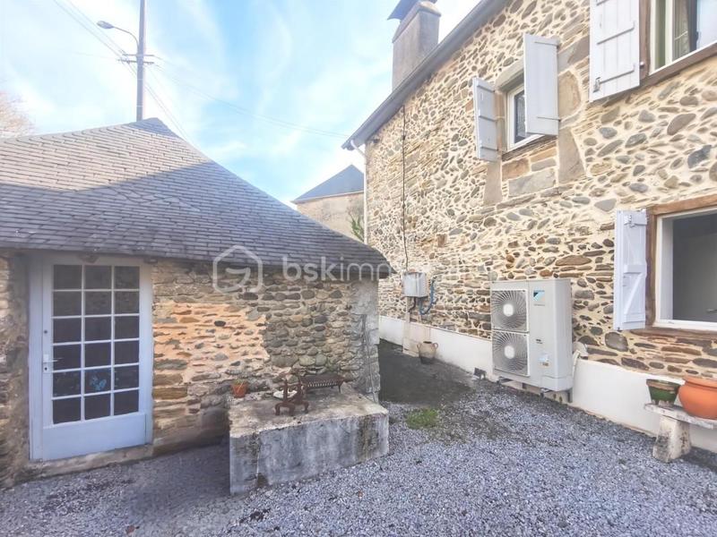 Maison - 185 m² - 6 pièces