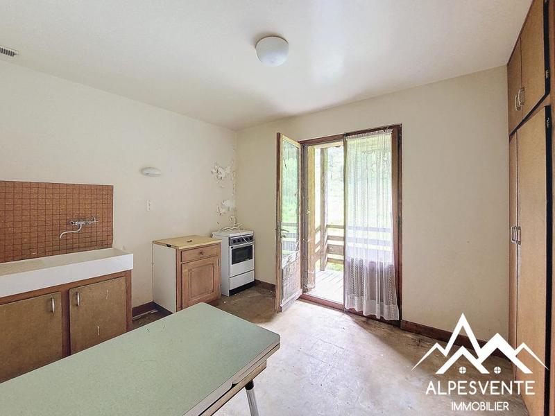 Maison - 330 m² - 14 pièces