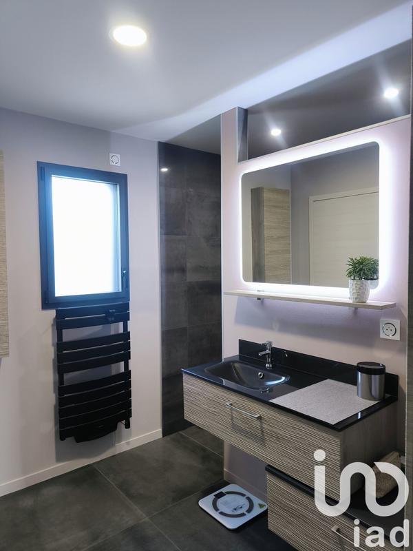 Maison - 121 m² - 5 pièces