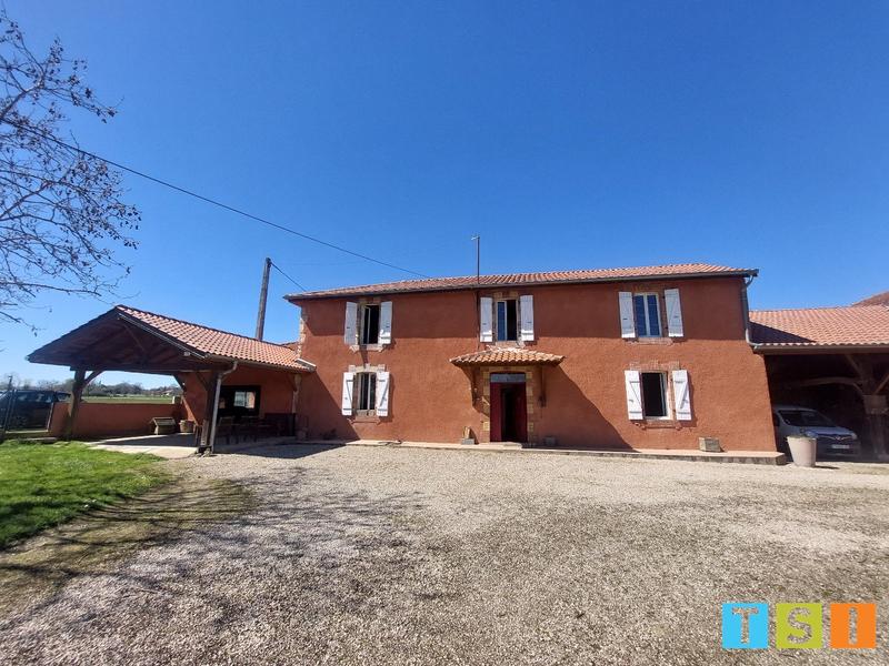 Maison - 163 m² - 6 pièces