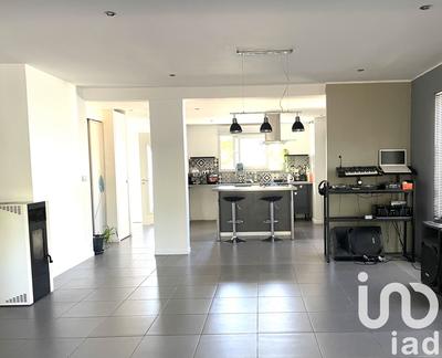 Maison - 132 m² - 8 pièces