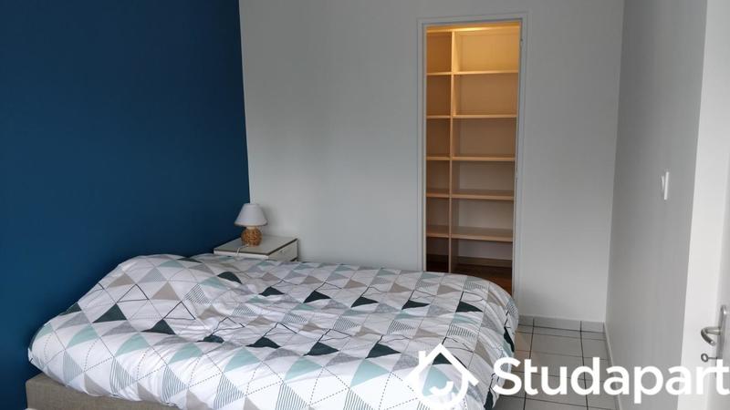 Chambre - 14 m² - 1 pièce