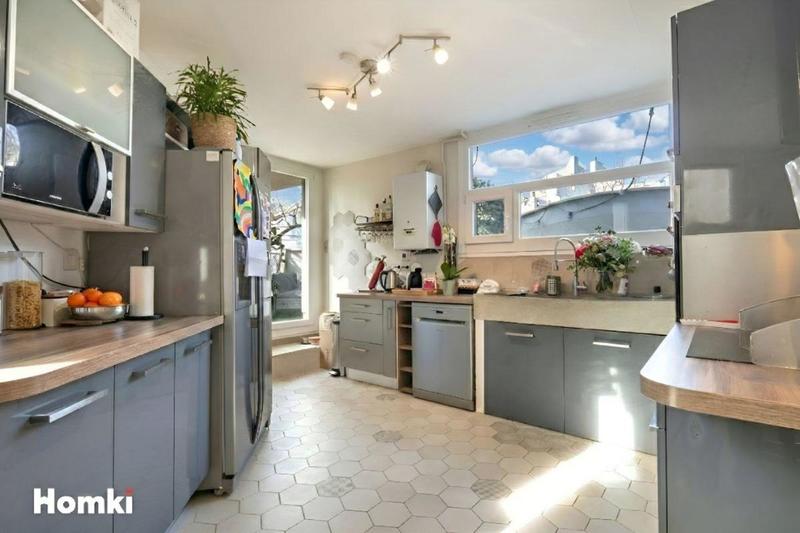 Appartement - 99 m² - 4 pièces