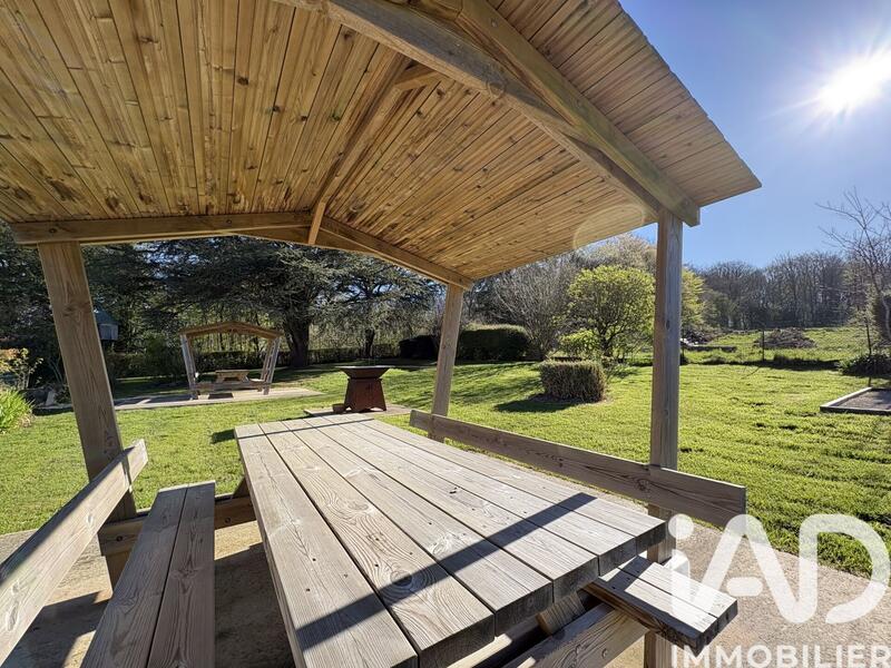 Maison - 165 m² - 7 pièces